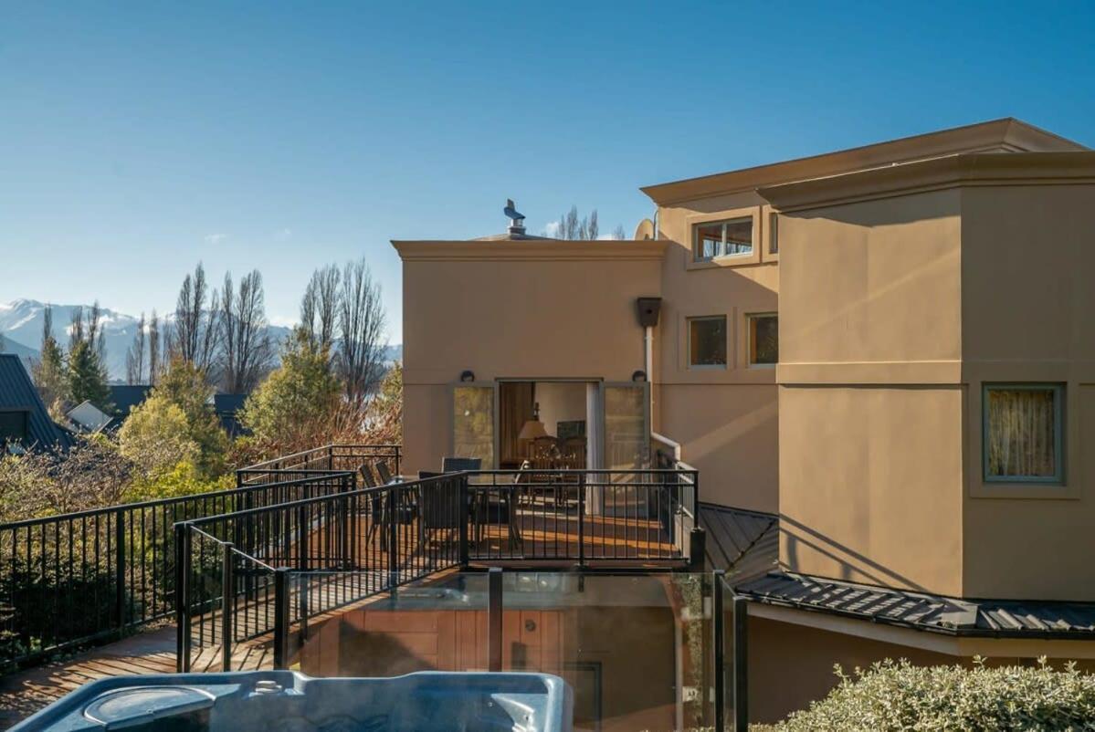 Lake View Villa Wanaka Esterno foto