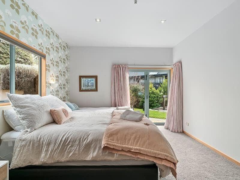 Lake View Villa Wanaka Esterno foto